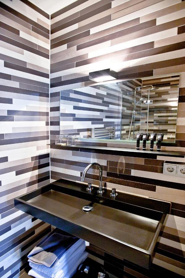 V Lofts Apartahotel 3*